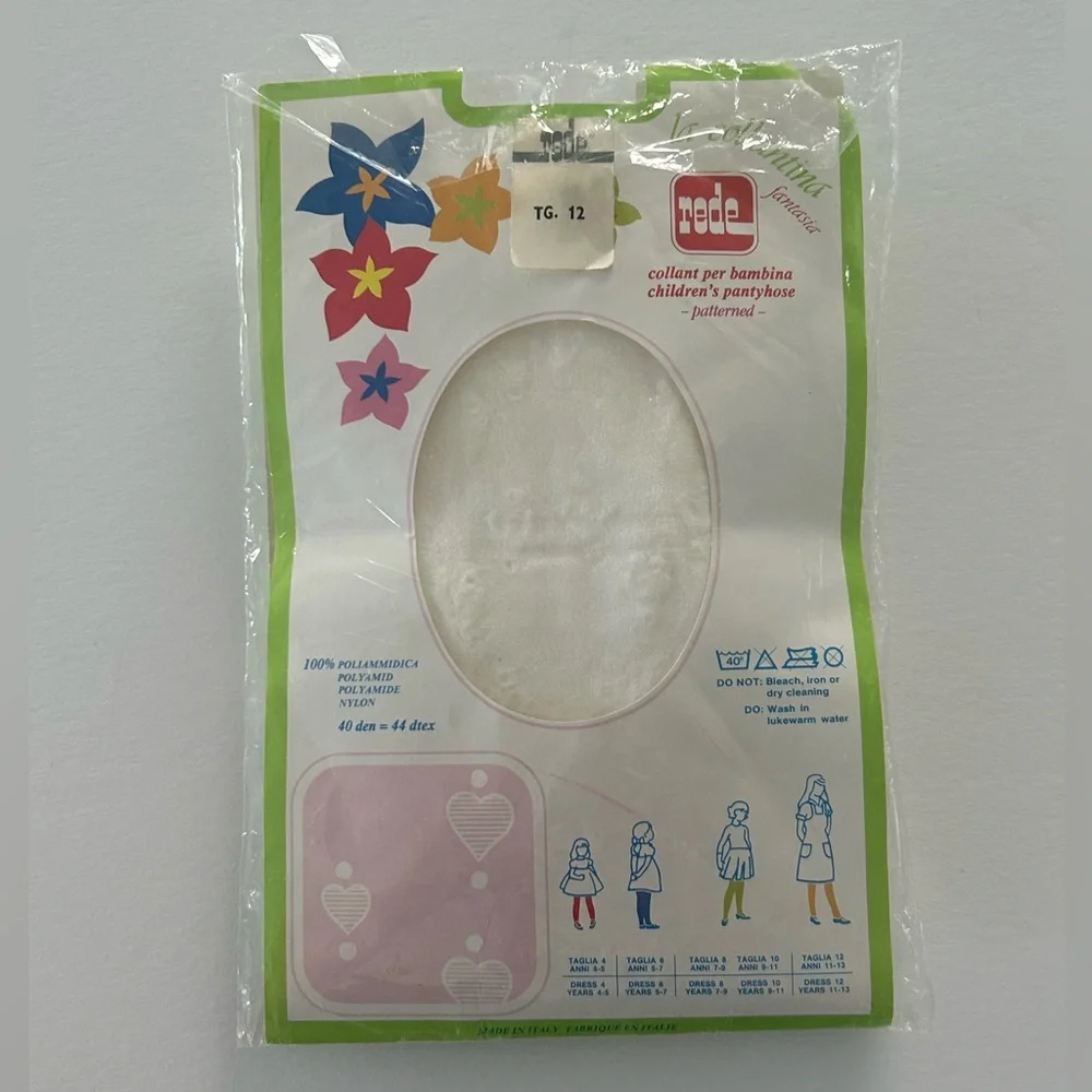 🦋 5/$25 - Vintage Rede Pantyhose - Pattern: Heart - Size 12 for 11-13 years